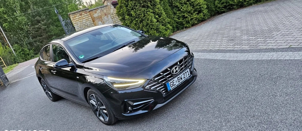 Hyundai I30 cena 74900 przebieg: 16500, rok produkcji 2022 z Stąporków małe 232